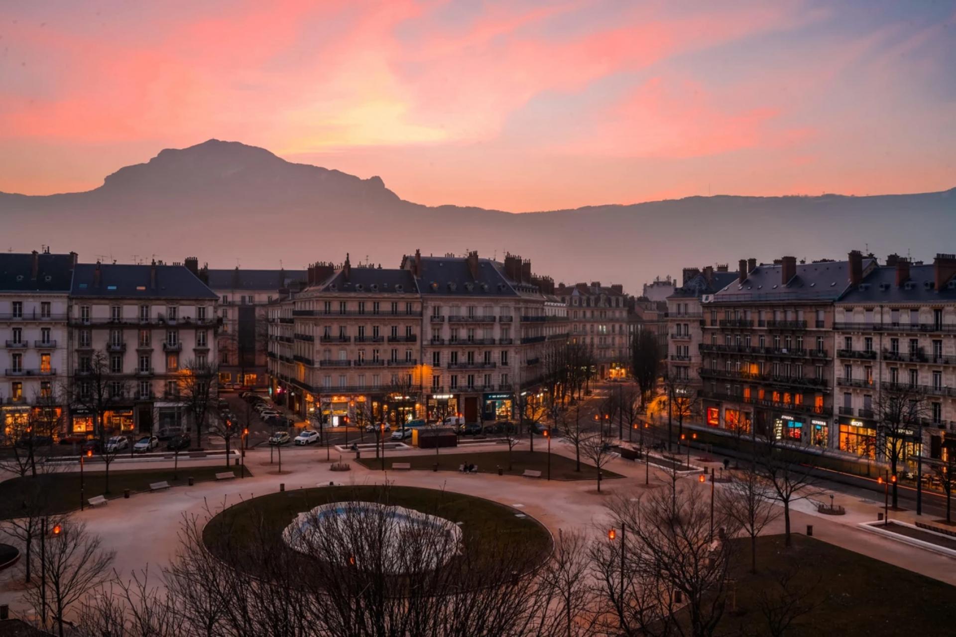 Hôtel Angleterre Grenoble - place